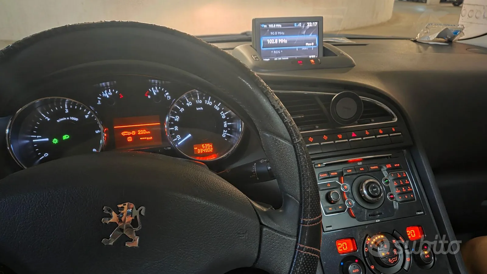 Peugeot 5008 2010 photo 5