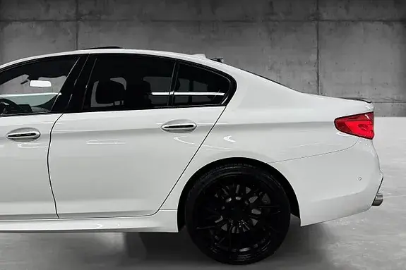 BMW 530E 2018 photo 4