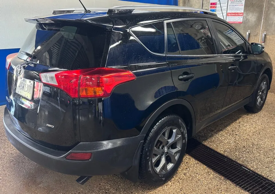 Toyota Rav4 2015 photo 4