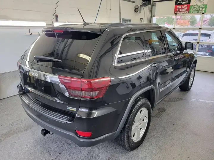 Jeep Grand Cherokee 2013 photo 4