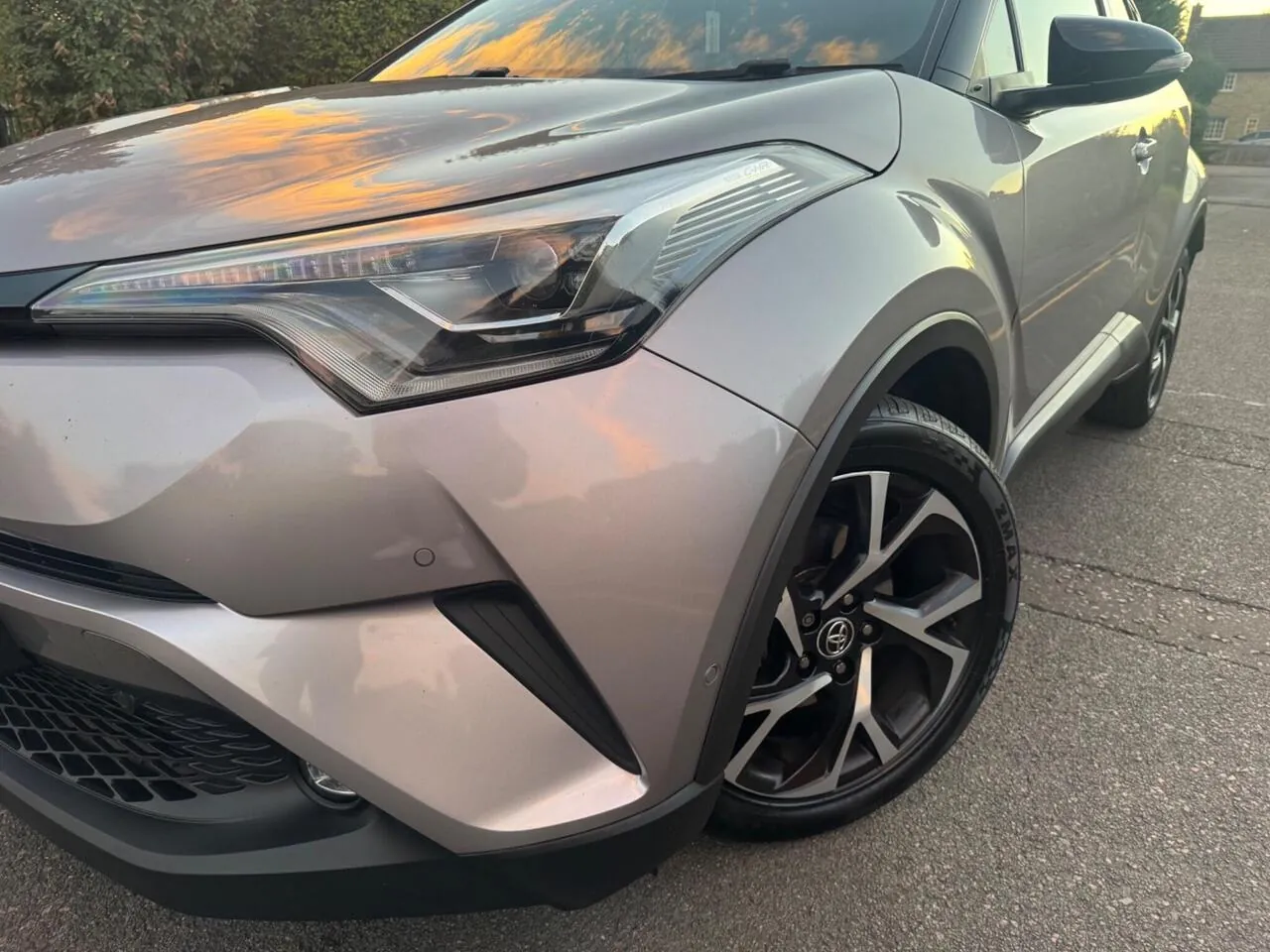 Toyota C-Hr 2018 photo 3