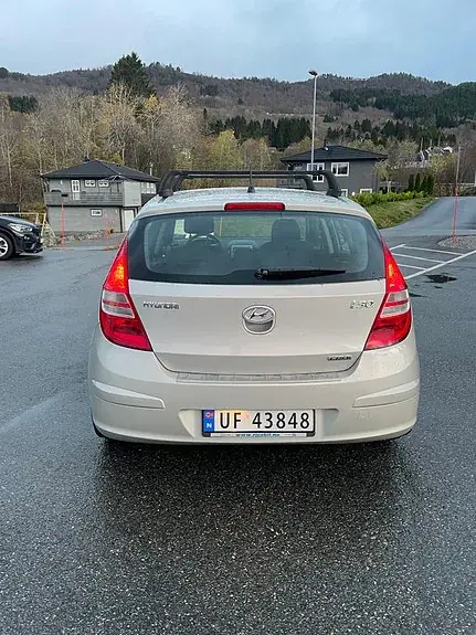 Hyundai I30 2010 photo 2