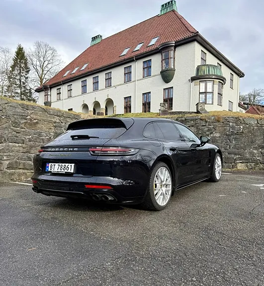 Porsche Panamera Turbo S 2018 photo 4