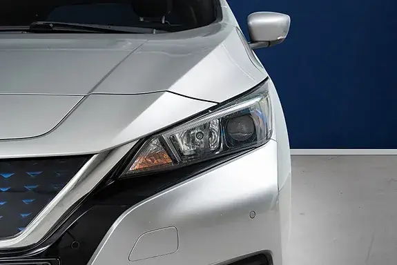 Nissan Leaf 2018 photo 5