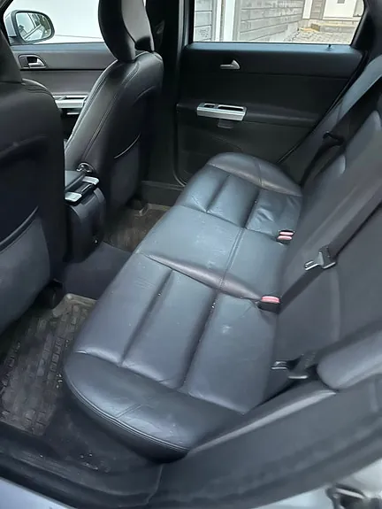 Volvo S40 2012 photo 5