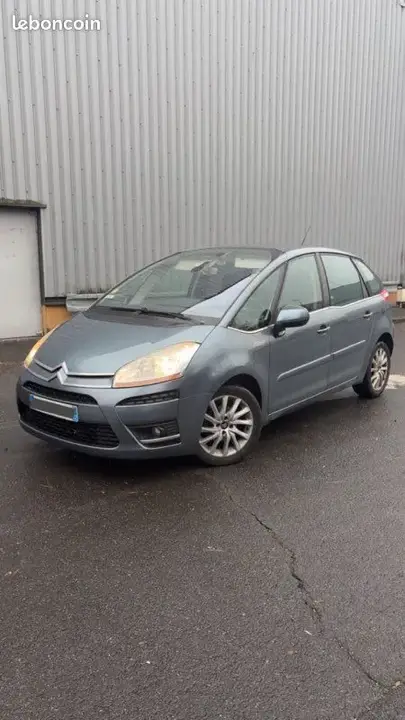 Citroen C4 Picasso 2007 photo 2