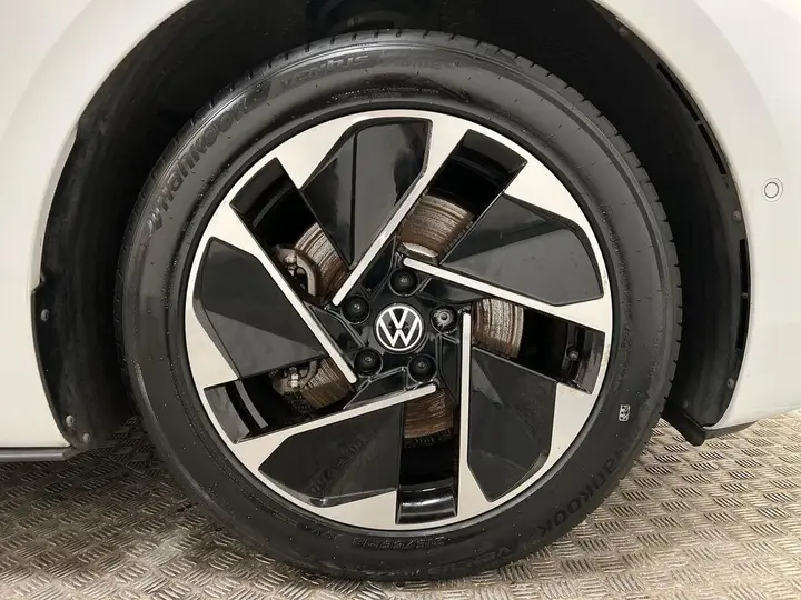Volkswagen Id.3 2023 photo 5