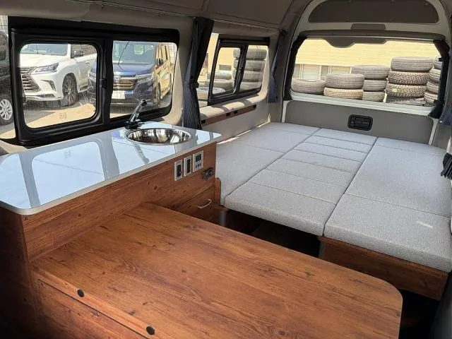 Toyota Hiace Van 2026 photo 5
