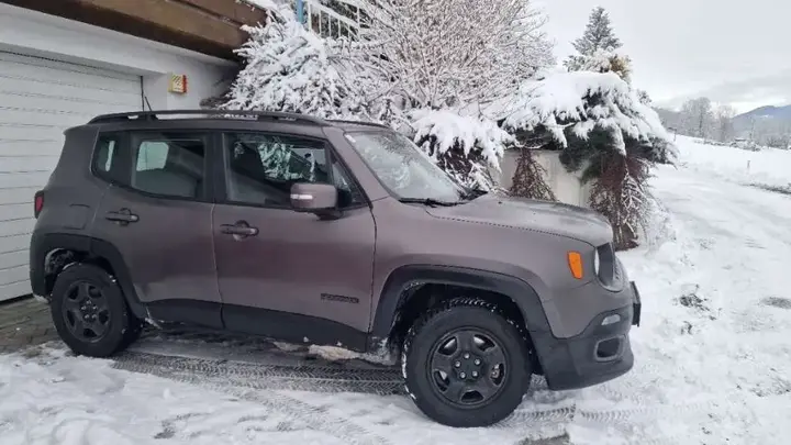 Jeep Renegade 2016 photo 2