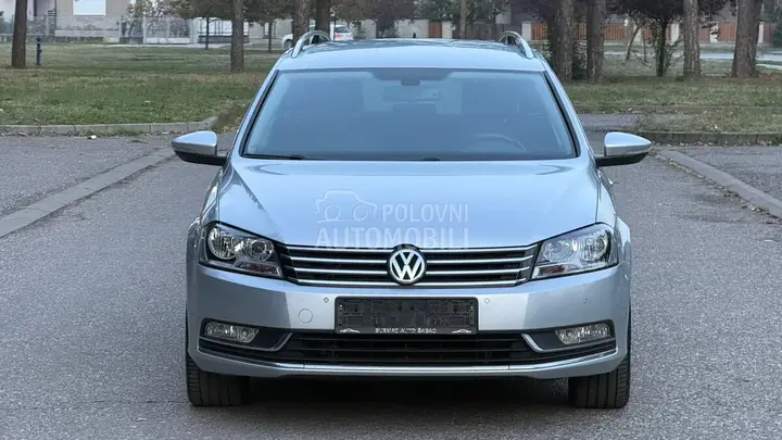 Volkswagen Passat 2010 photo 4