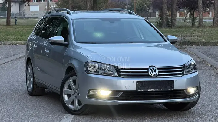 Volkswagen Passat 2010 photo 2