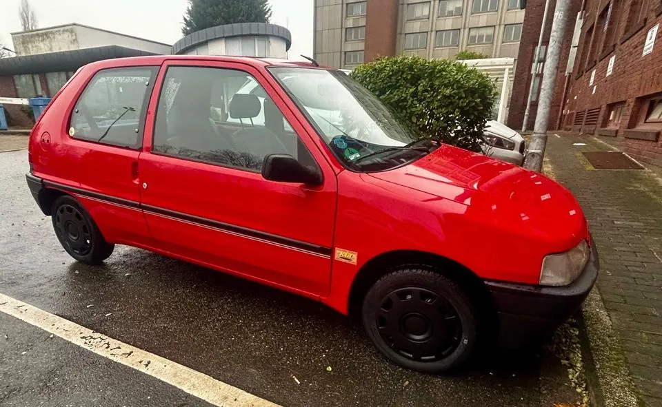 Peugeot 106