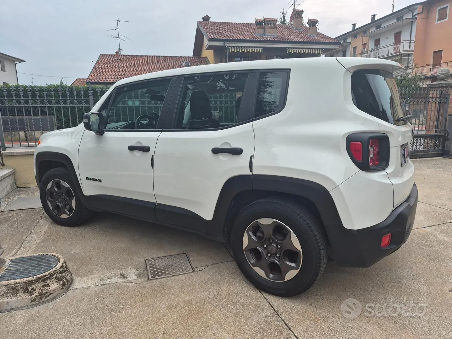Jeep Renegade 2017 photo 4