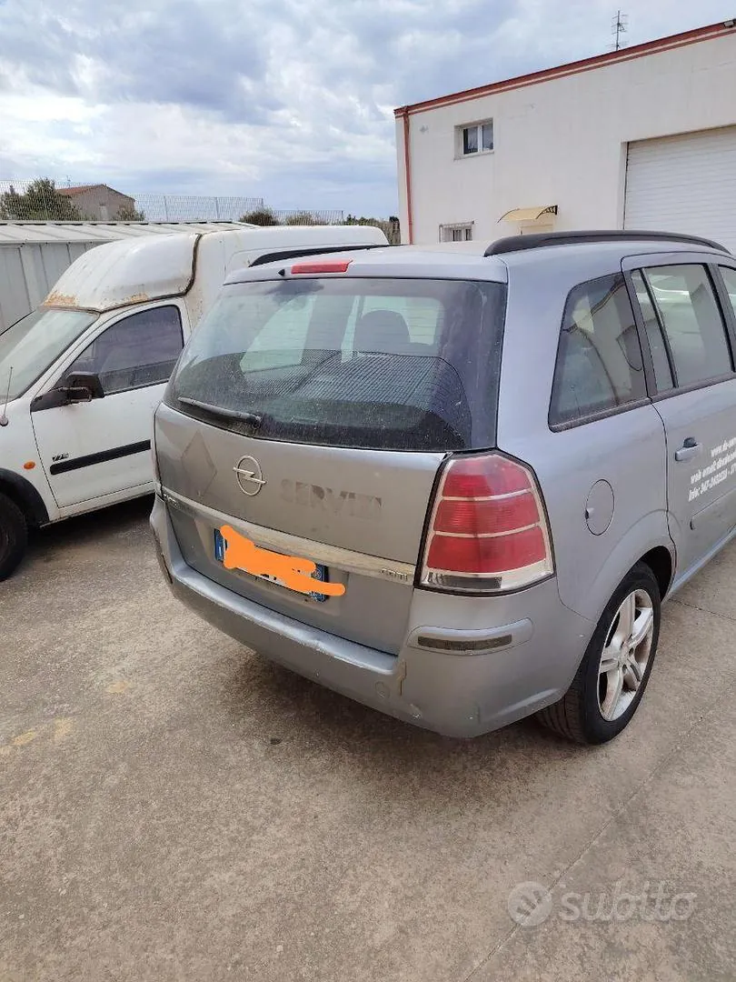 Opel Zafira 2005 photo 3