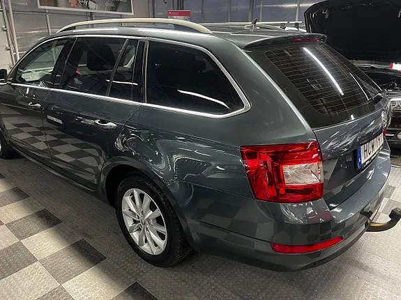 Skoda Octavia 2015 photo 3