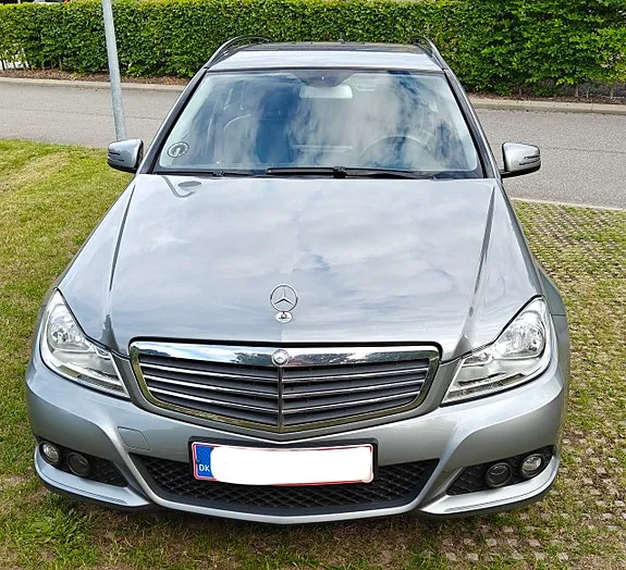 Mercedes-Benz C200