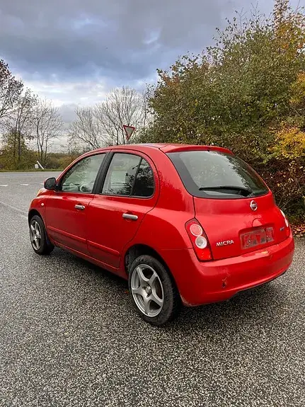 Nissan Micra 2010 photo 5