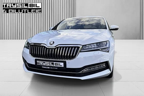 Skoda Superb 2023 photo 4