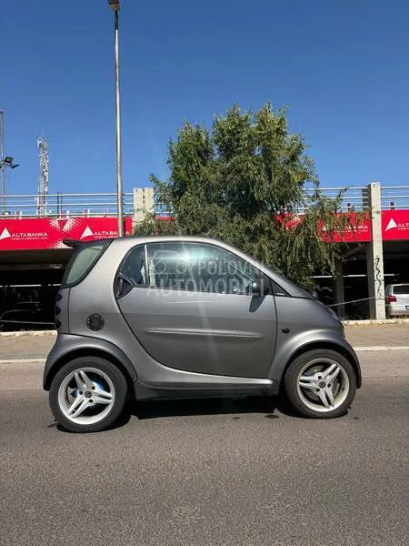 Smart Fortwo 2002 photo 4