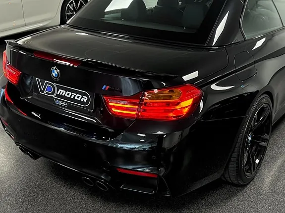 BMW M4 2015 photo 4