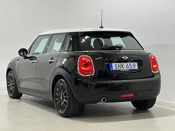 Mini Cooper D 2016 photo 5