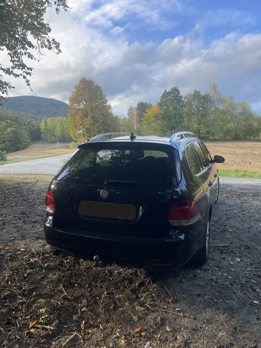Volkswagen Golf 2012 photo 2