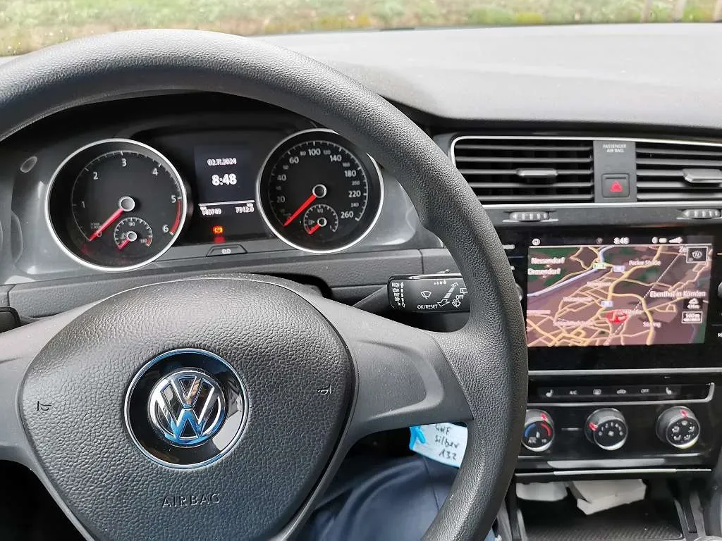 Volkswagen Golf 2018 photo 3