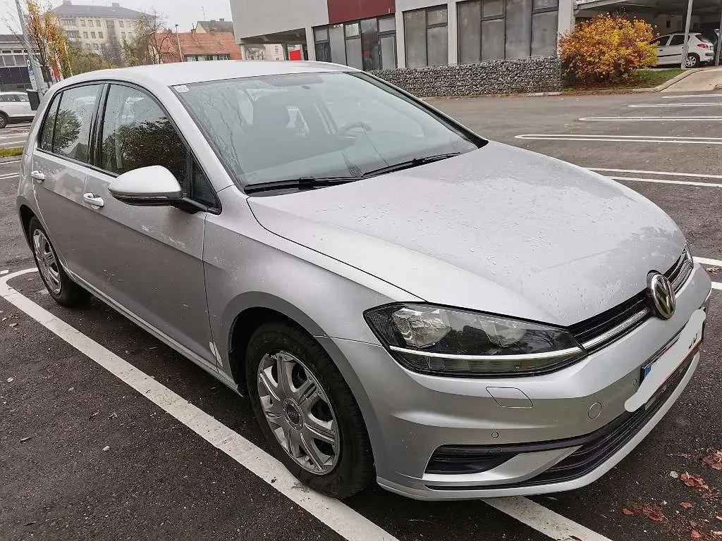 Volkswagen Golf 2018 photo 2