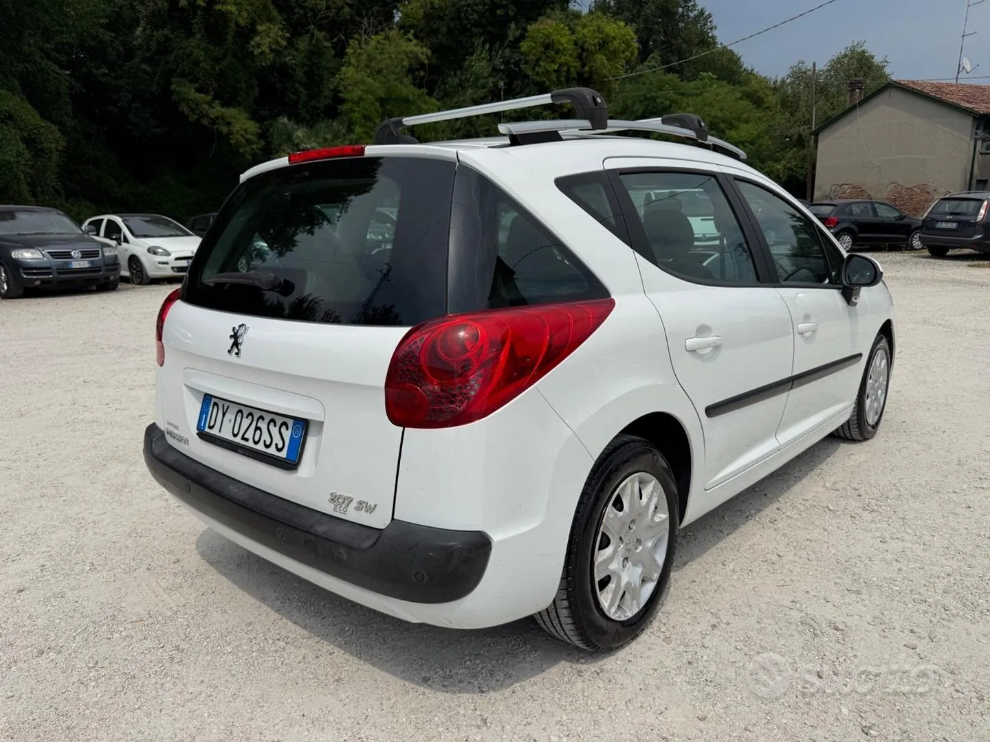 Peugeot 207 2009 photo 3