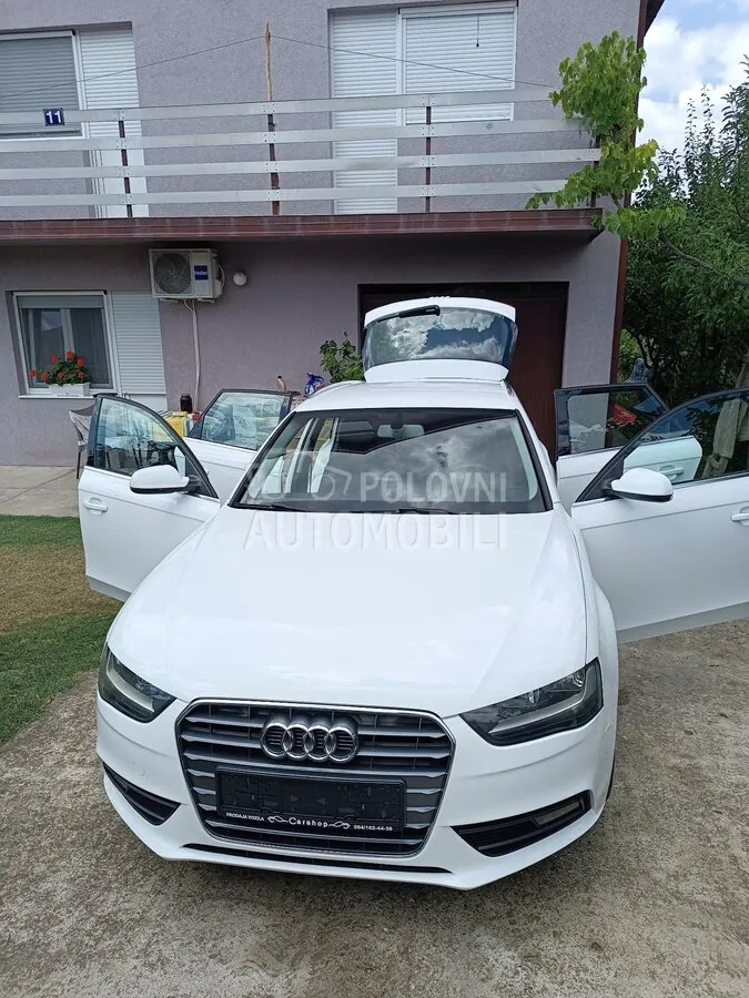 Audi A4 2012 photo 5