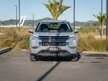 Mitsubishi Outlander 2026 photo 5
