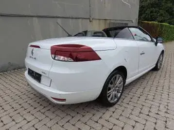 Renault Mégane 2012 photo 3