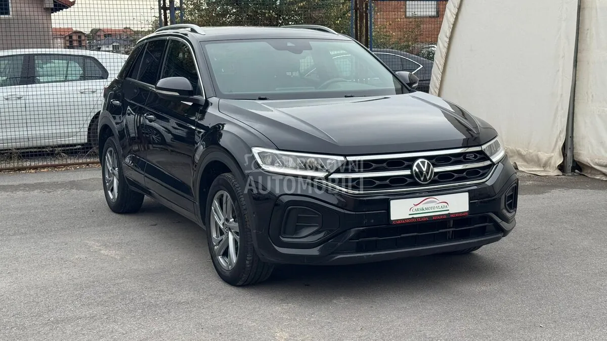 Volkswagen T-Roc 2023 photo 2