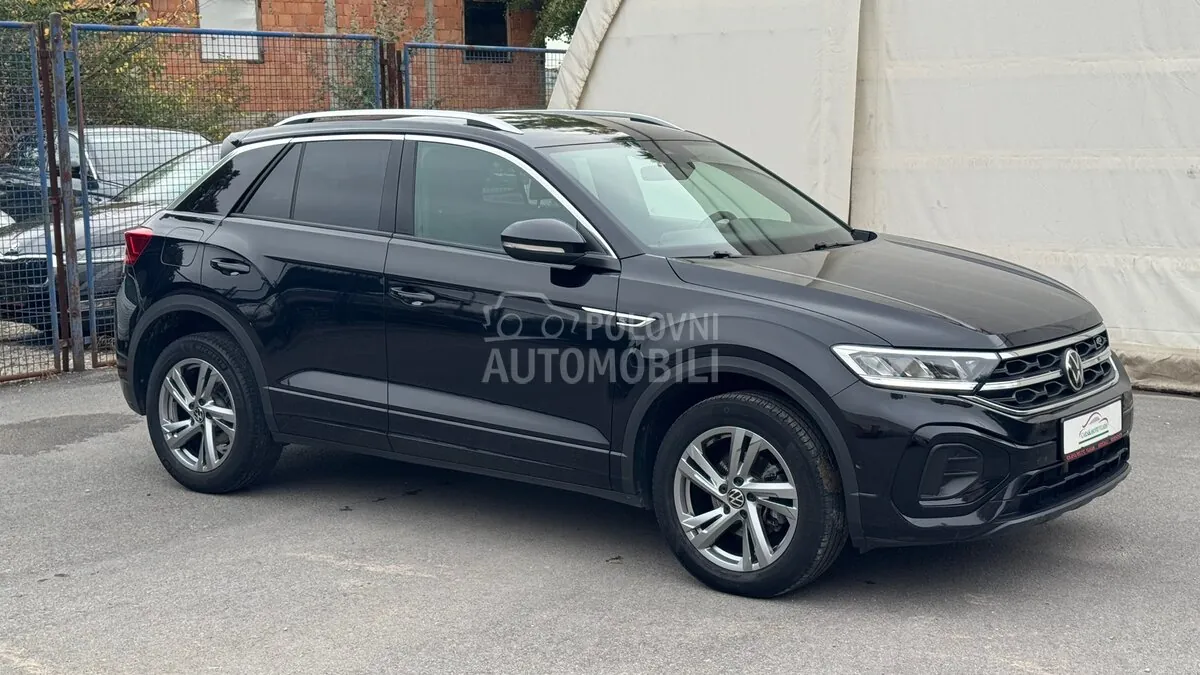 Volkswagen T-Roc 2023 photo 3