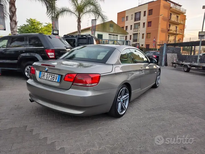BMW 320D 2009 photo 5
