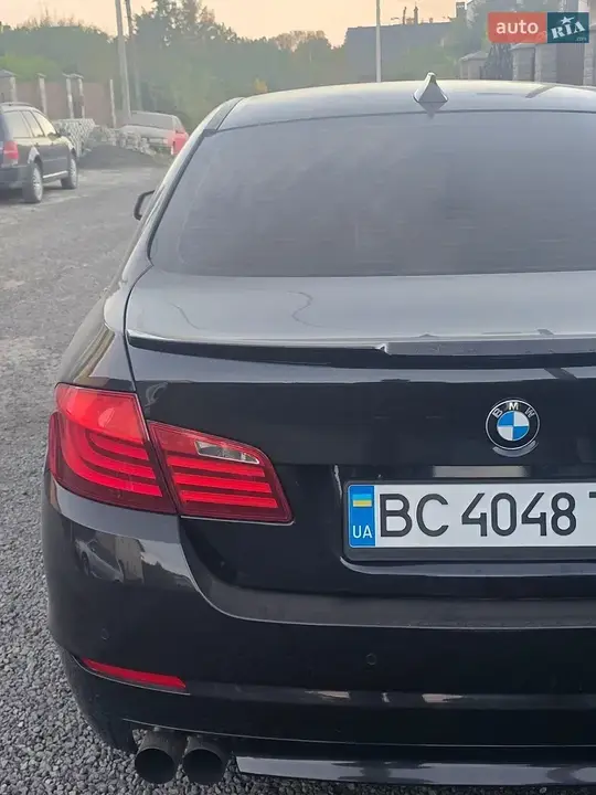 BMW 5 Series 2013 photo 3