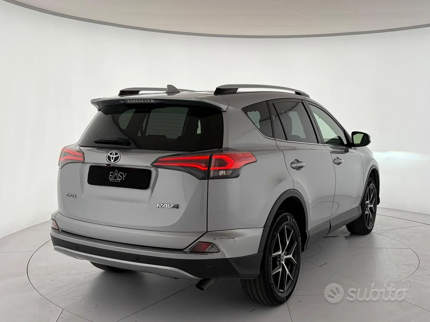 Toyota Rav4 2017 photo 4