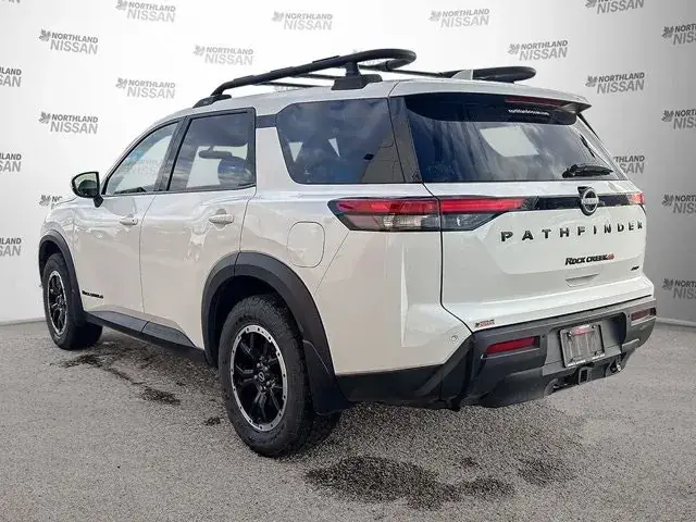 Nissan Pathfinder 2023 photo 3