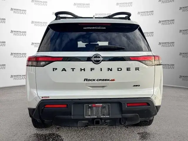 Nissan Pathfinder 2023 photo 4