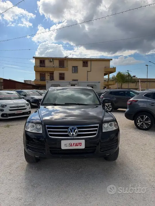 Volkswagen Touareg 2005 photo 2