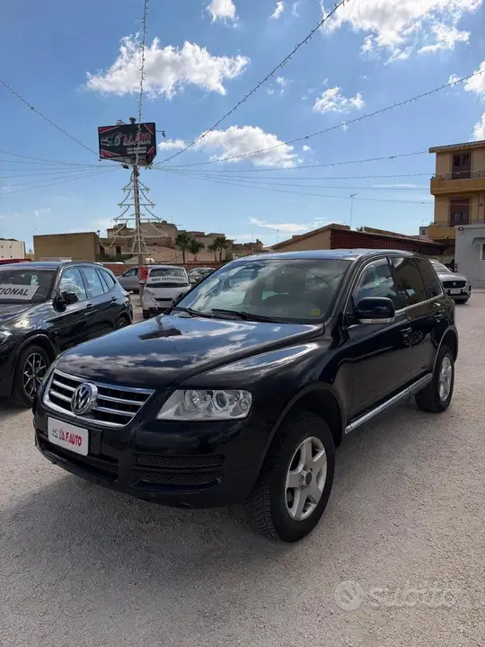 Volkswagen Touareg