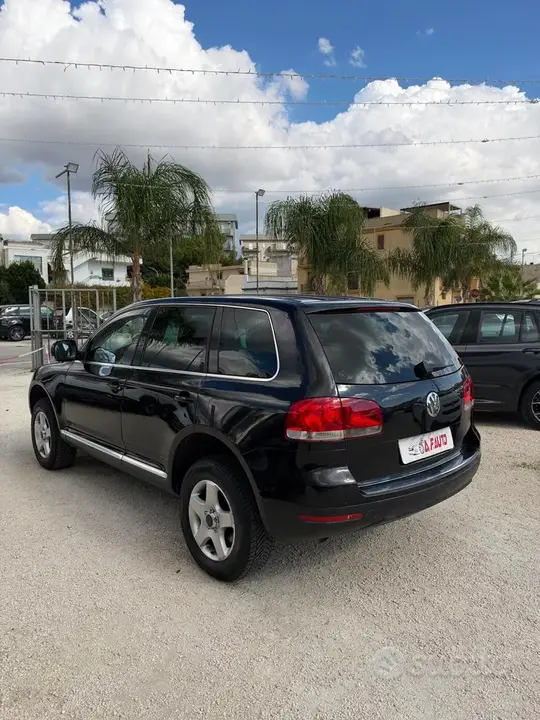 Volkswagen Touareg 2005 photo 5