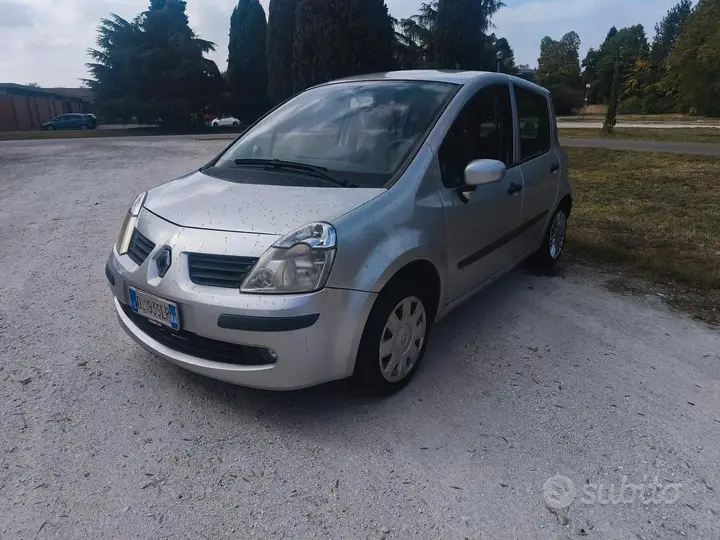 Renault Modus 2008 photo 2