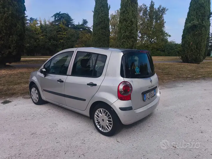 Renault Modus 2008 photo 4