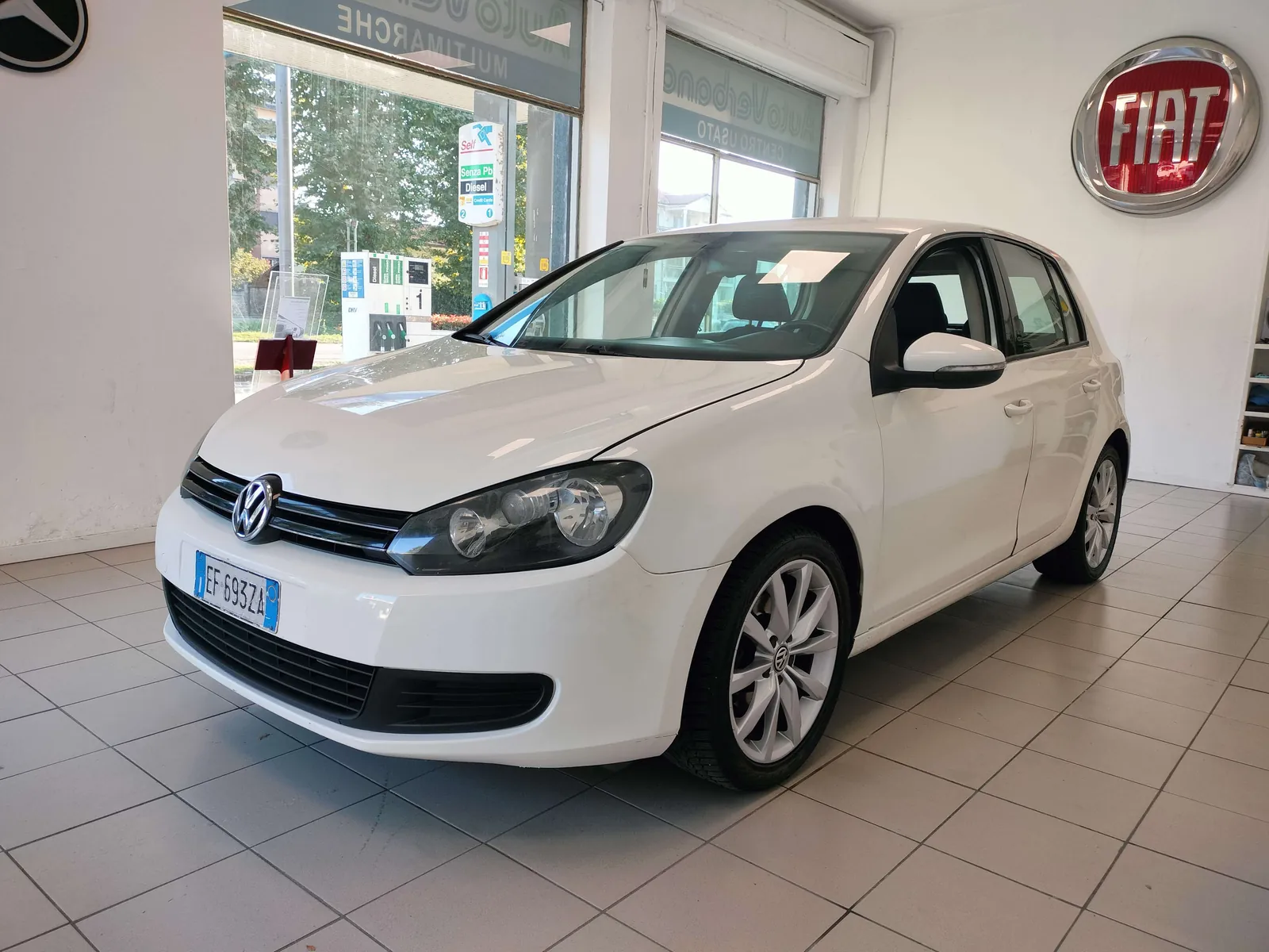 Volkswagen Golf 2011 photo 3