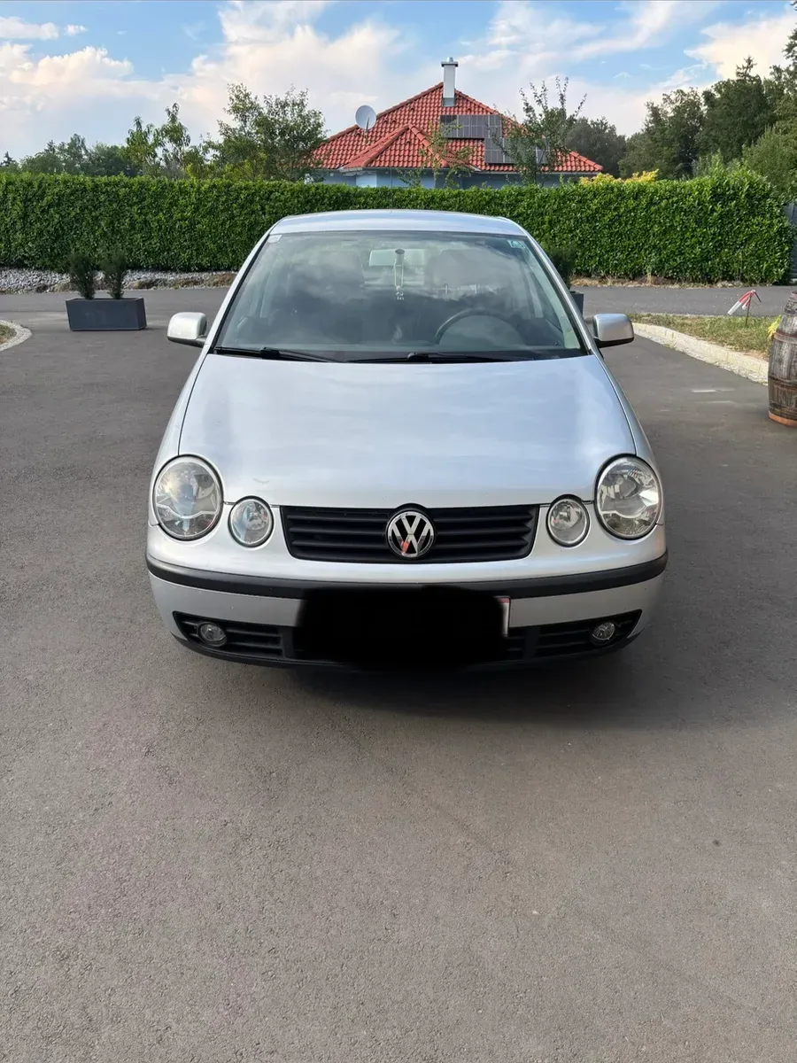 Volkswagen Polo 2003 photo 2