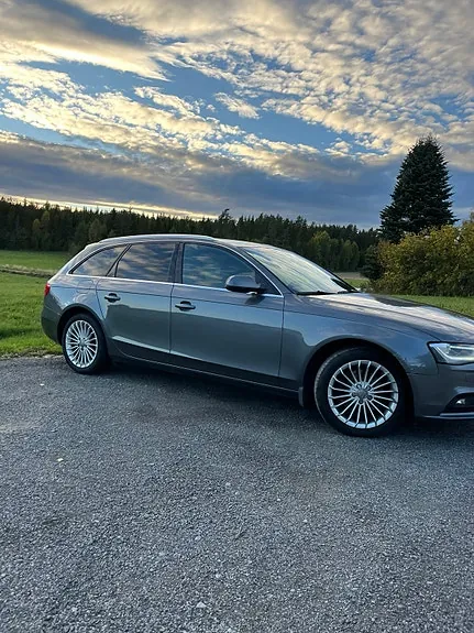 Audi A4 2013 photo 3