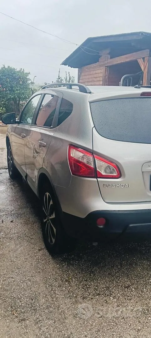 Nissan Qashqai 2013 photo 2