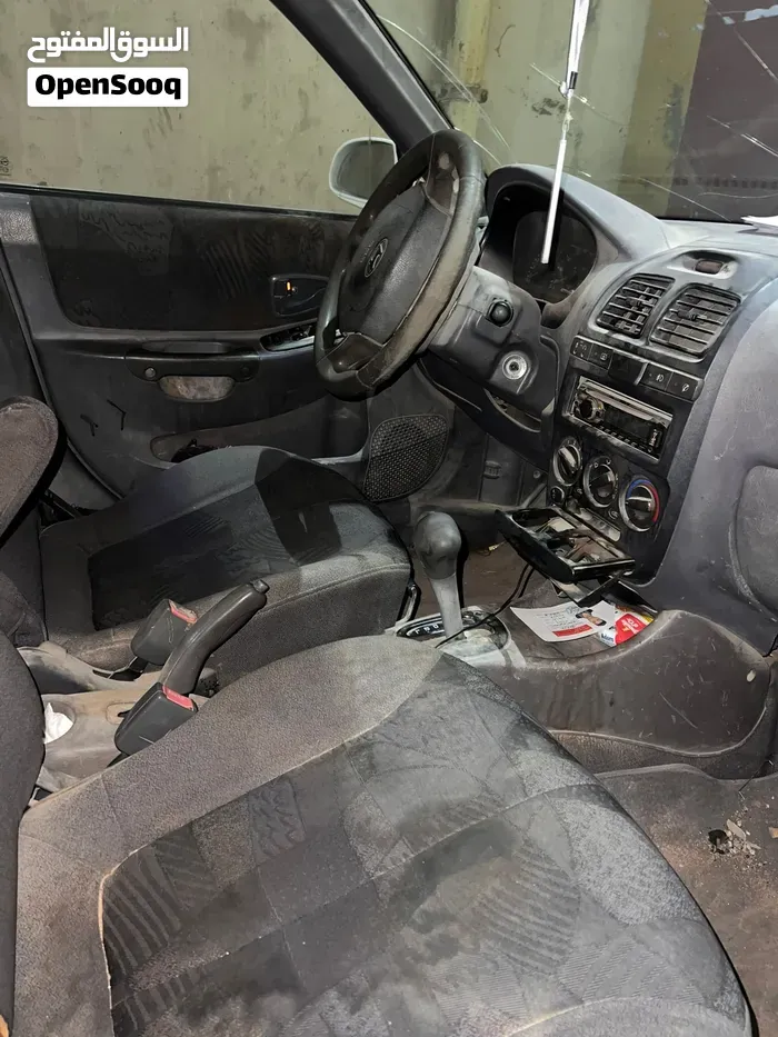 Hyundai Verna 2002 photo 3