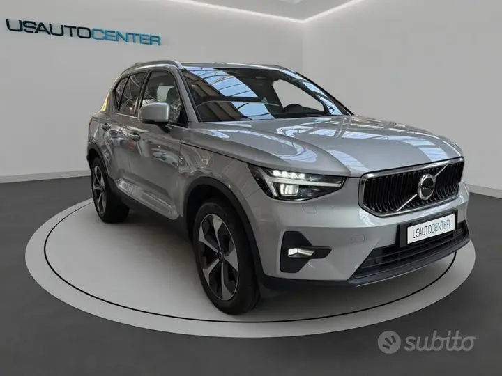 Volvo Xc40 2025 photo 2
